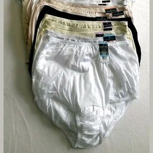 Vanity fair 13001 size 6 Medium lace trim panty